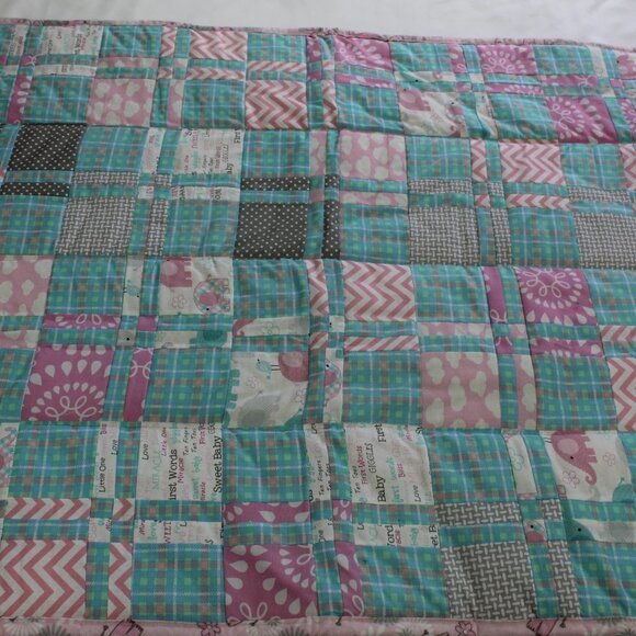 𝅺homemade quilt New elephant themed with other fun prints. 32*40" - Picture 10 of 12